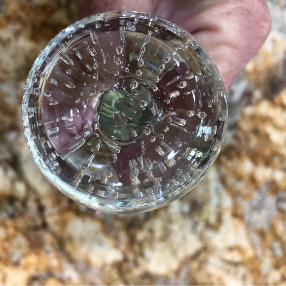 Vintage Swedish controlled bubble bud vase (unmarked Kosta Boda?) - Picture 11 of 16